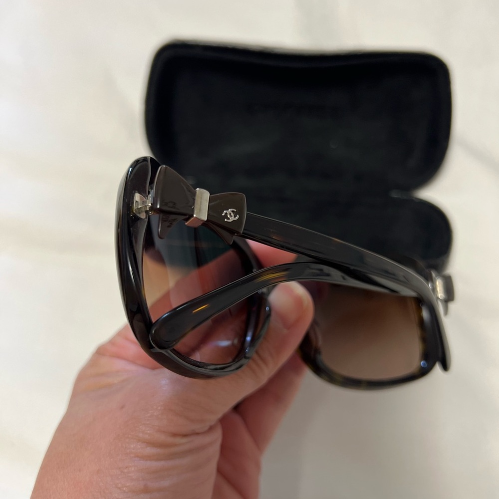 CHANEL Brown Sunglasses for Women with Ribbon Design With Case - Picture 2 of 7